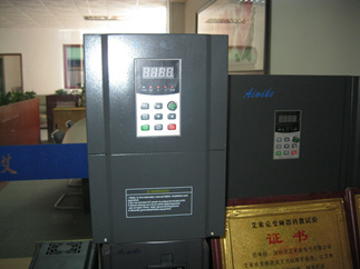 離心機變頻器應用